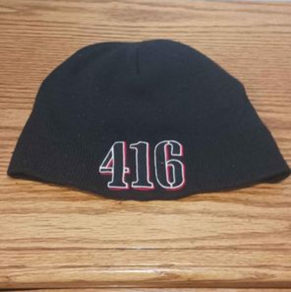 416 Toque - Picture 1 of 4